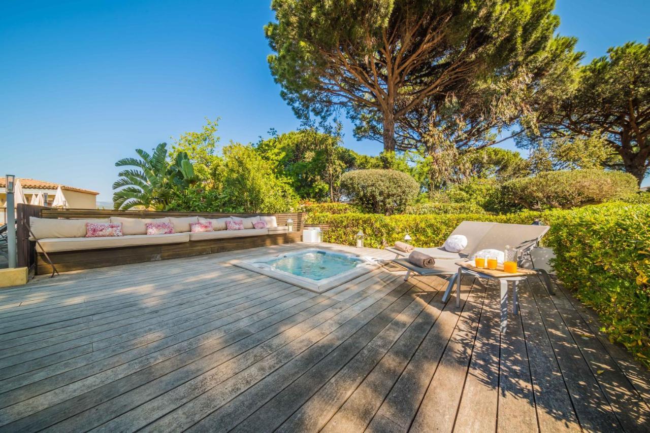 Les Capucines Saint Tropez Hotell Gassin Exteriör bild